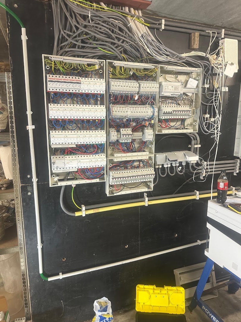 Foto van Elektriciennodig Wilrijk in Wilrijk, Elektricien (foto 2)