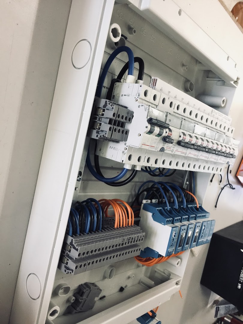 Foto van Elektriciteitswerken Foubert in Wommelgem, Elektricien (foto 1)
