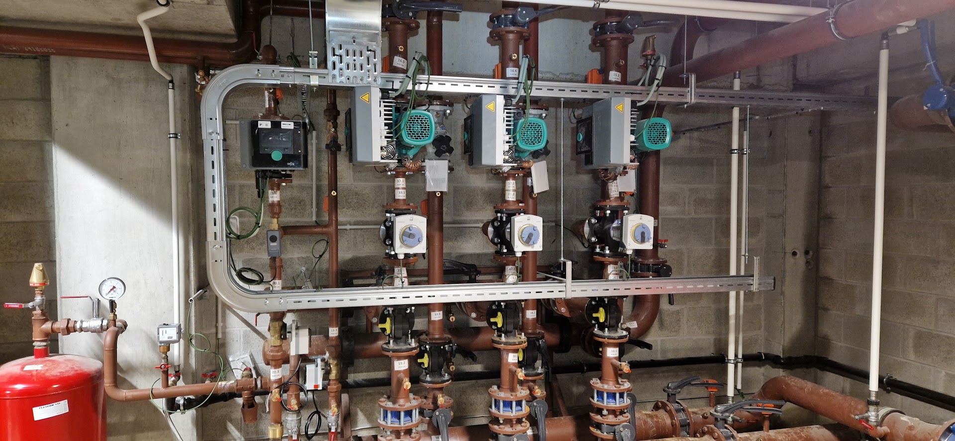 Foto van MoElek in Willebroek, Elektricien (foto 2)