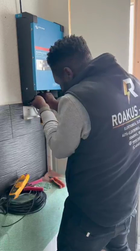 Foto van Roakus-E BV in Mol, Elektricien (foto 2)