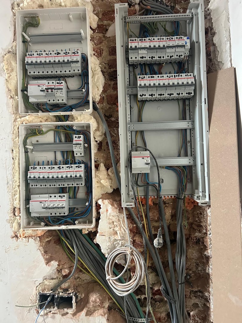 Foto van Elektriciennodig Heist-Op-Den-Berg in Heist-op-den-Berg, Elektricien (foto 2)