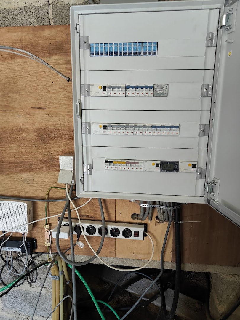 Foto van Kobe-elek in Bornem, Elektricien (foto 3)
