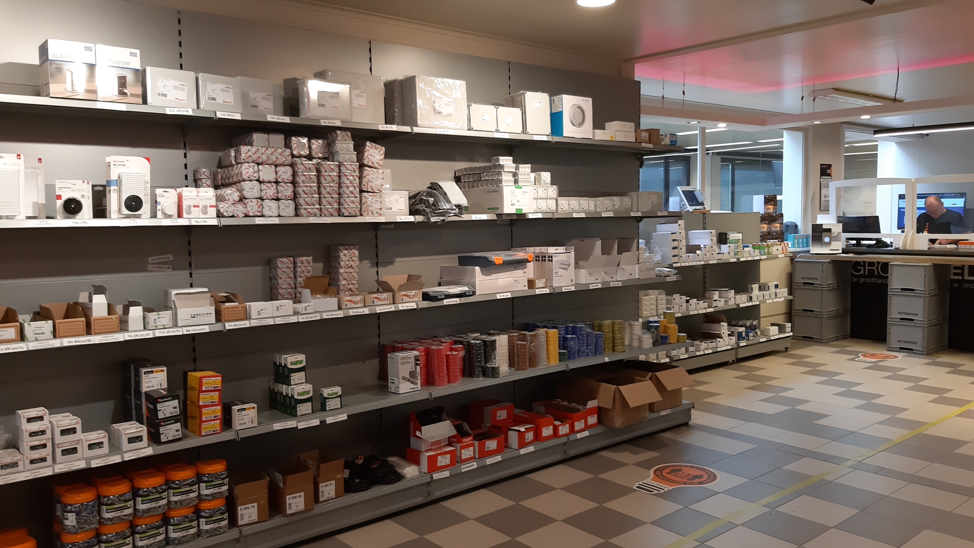 Foto van Bouwelek - GROEP Alelek in Herentals, Elektrogroothandel (foto 3)