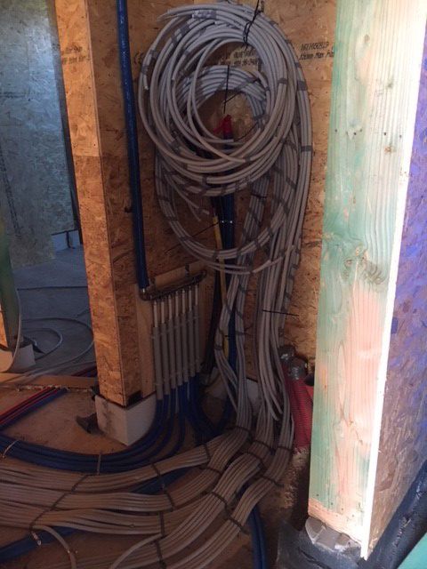 Foto van Theunis Electro BV | Elektricien, keuringsklaar maken elektrische installaties in Oud-Turnhout, Elektricien (foto 3)