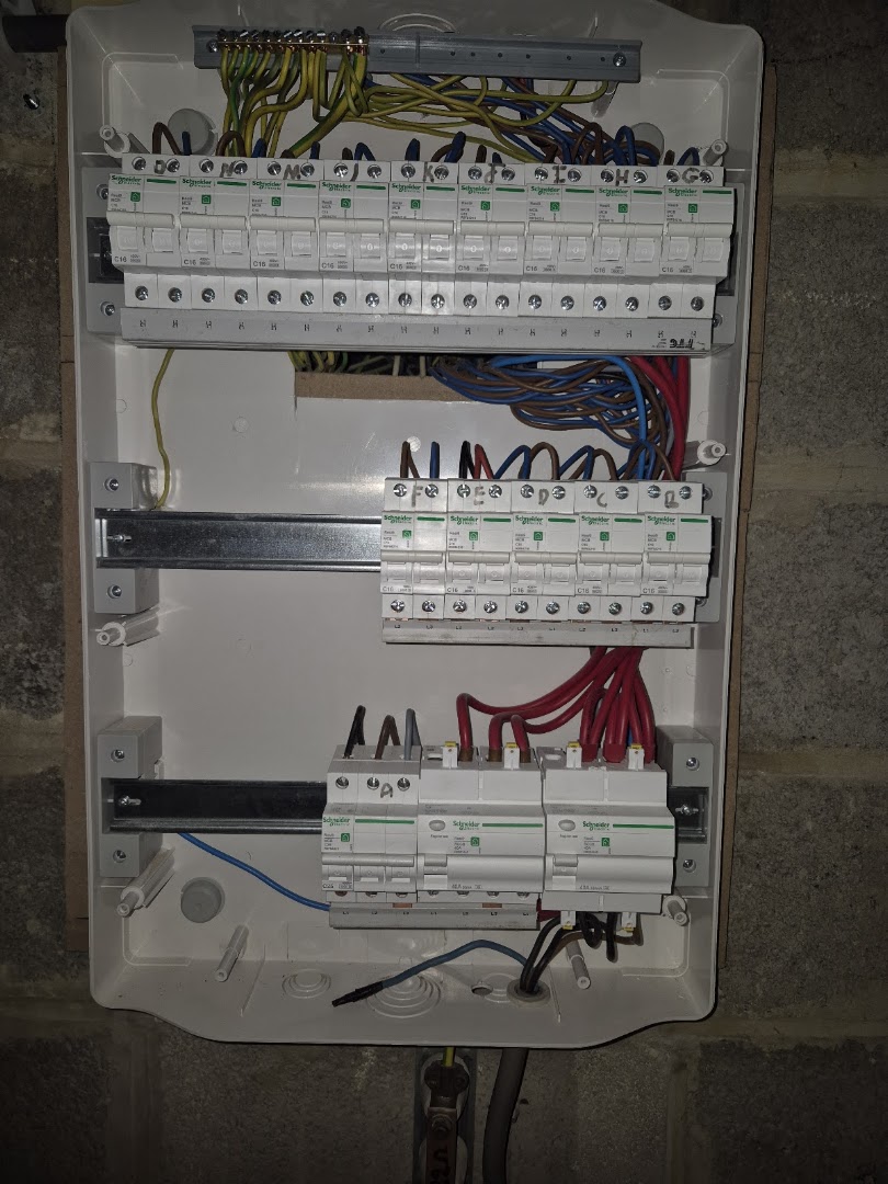 Foto van Kbhelectricien in Hoeilaart, Elektricien (foto 3)