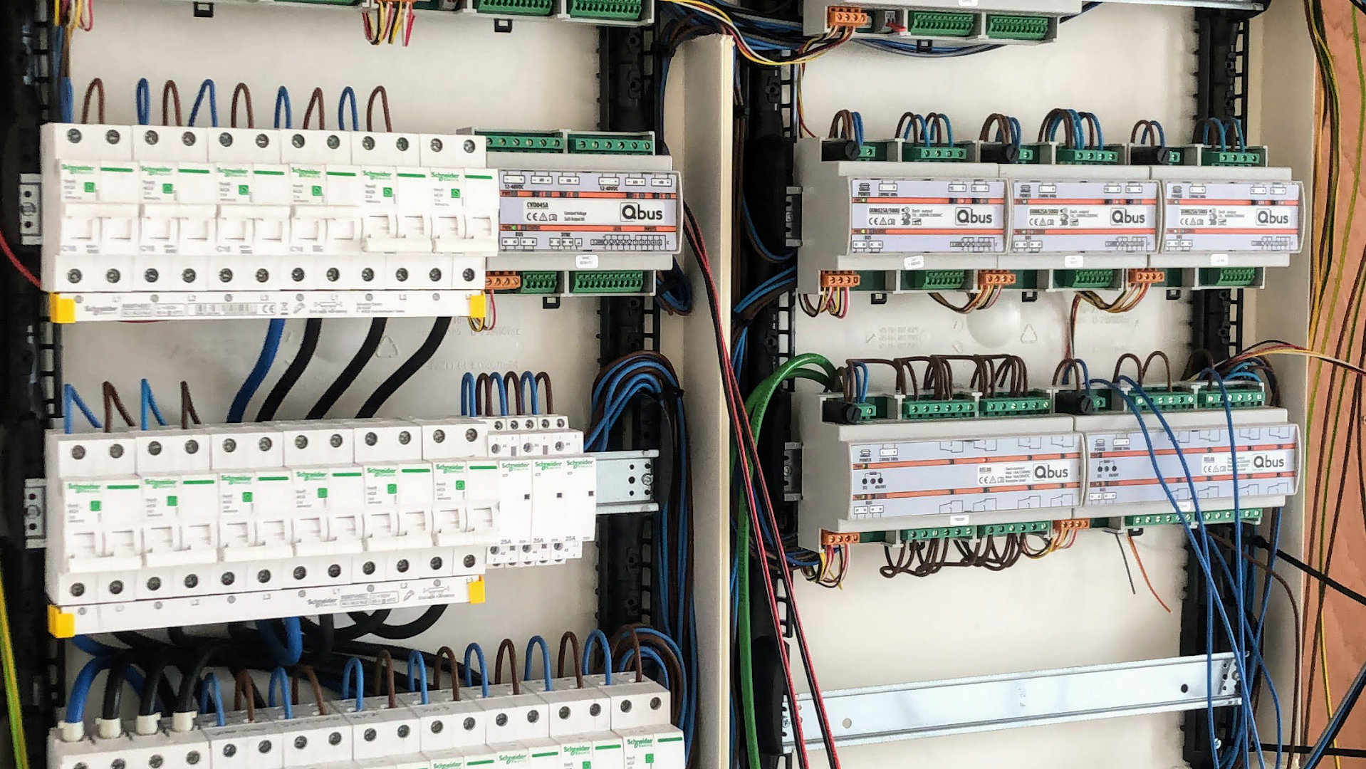 Foto van Van Acker - Technics in Zuienkerke, Elektricien (foto 1)