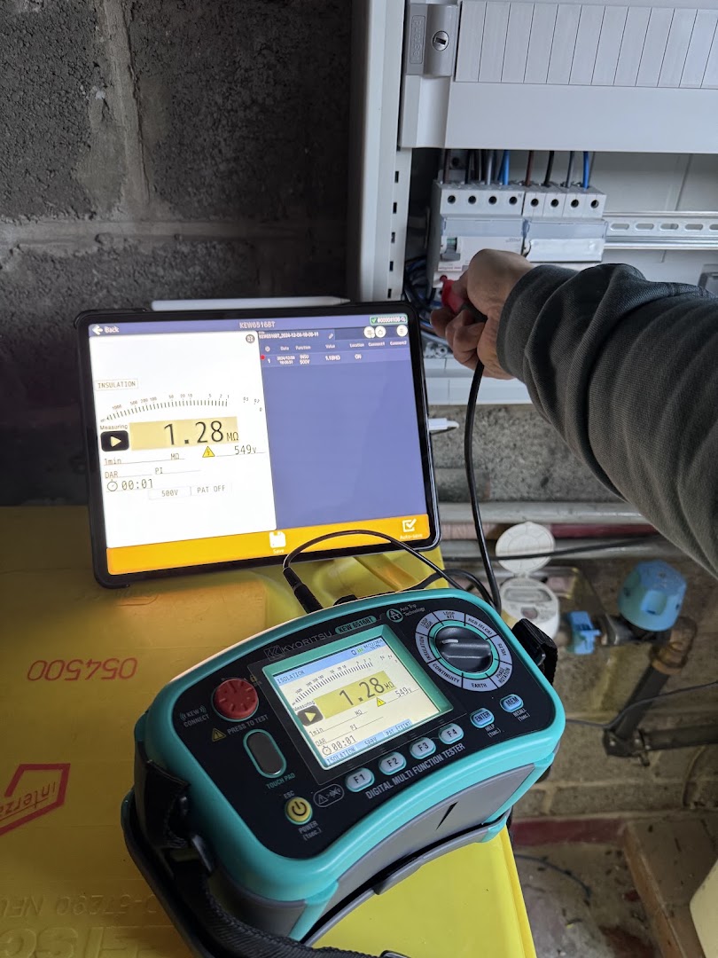Foto van M.G. Elektriciteit in Wezembeek-Oppem, Elektricien (foto 3)