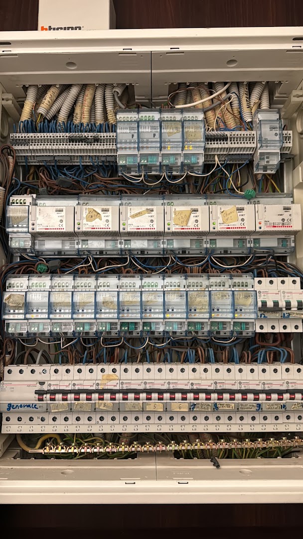 Foto van Ajkelec in Zaventem, Elektricien (foto 2)