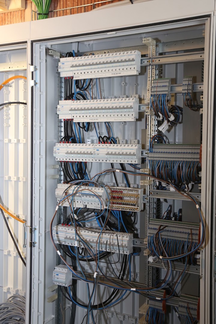 Foto van Devektro in Veurne, Elektricien (foto 2)