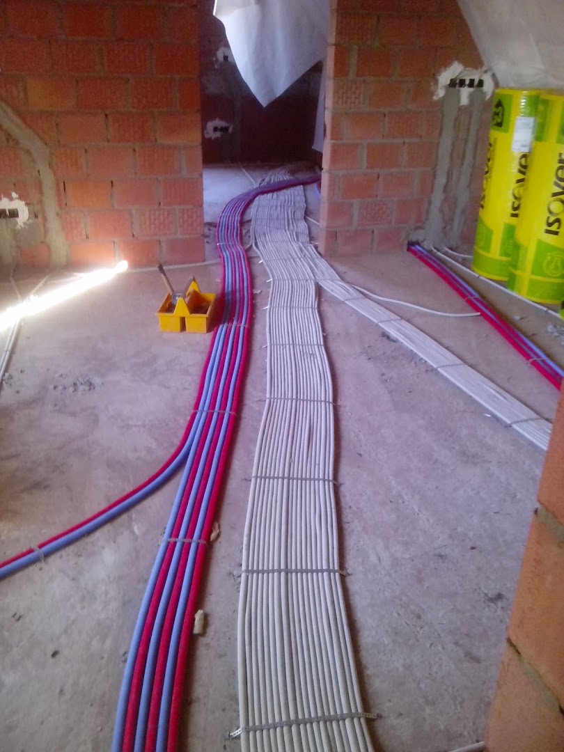 Foto van Declercq Elektrotechniek in Tielt, Elektricien (foto 2)
