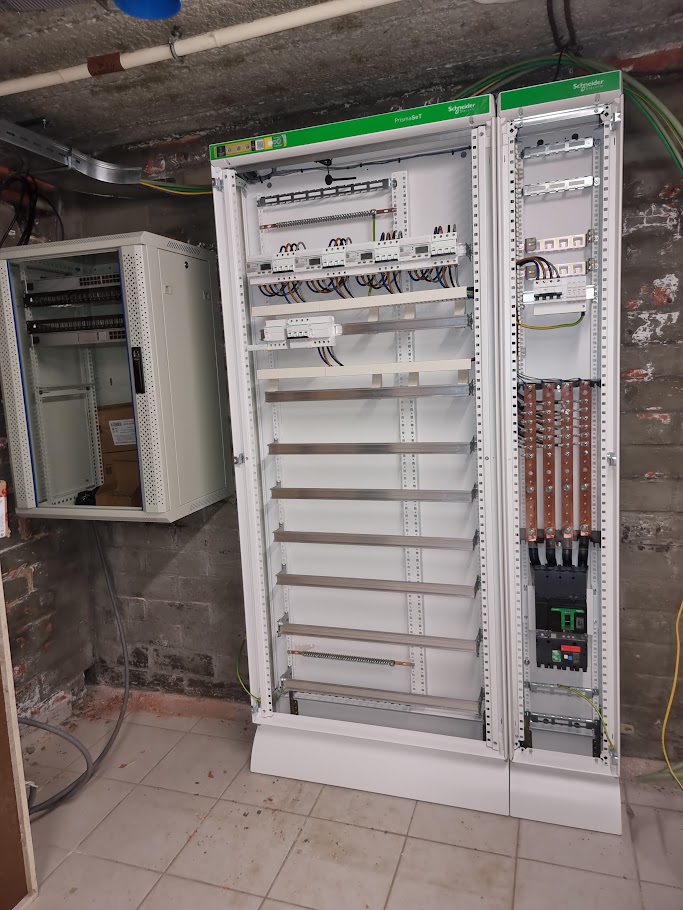 Foto van Simonyan in Scherpenheuvel-Zichem, Elektricien (foto 3)