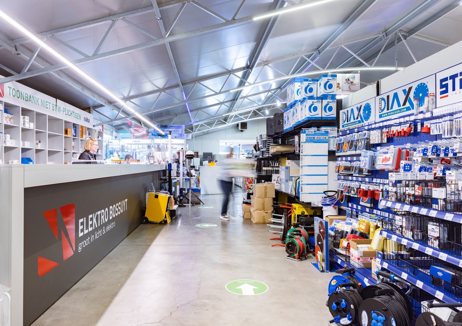 Foto van Licht en Elektro Bossuyt in Kuurne, Elektrogroothandel (foto 2)