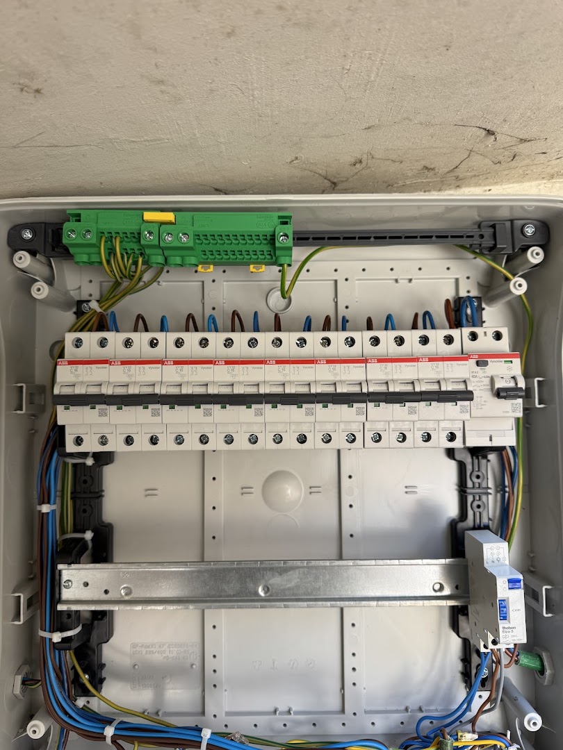 Foto van Bruxelec électricien Willebroek in Willebroek, Elektricien (foto 3)