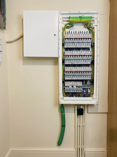 Foto van Solar Horizon SRL in Overijse, Elektricien (foto 1)