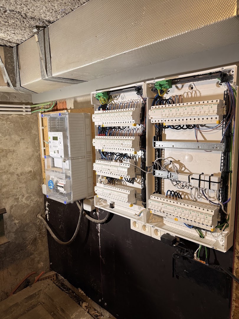 Foto van DK-Technics in Westerlo, Elektricien (foto 1)