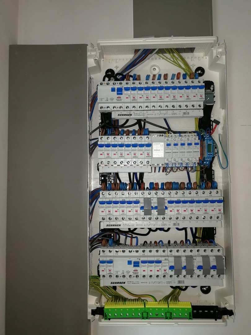 Foto van TB elektriciteitswerken in Hasselt, Elektricien (foto 2)