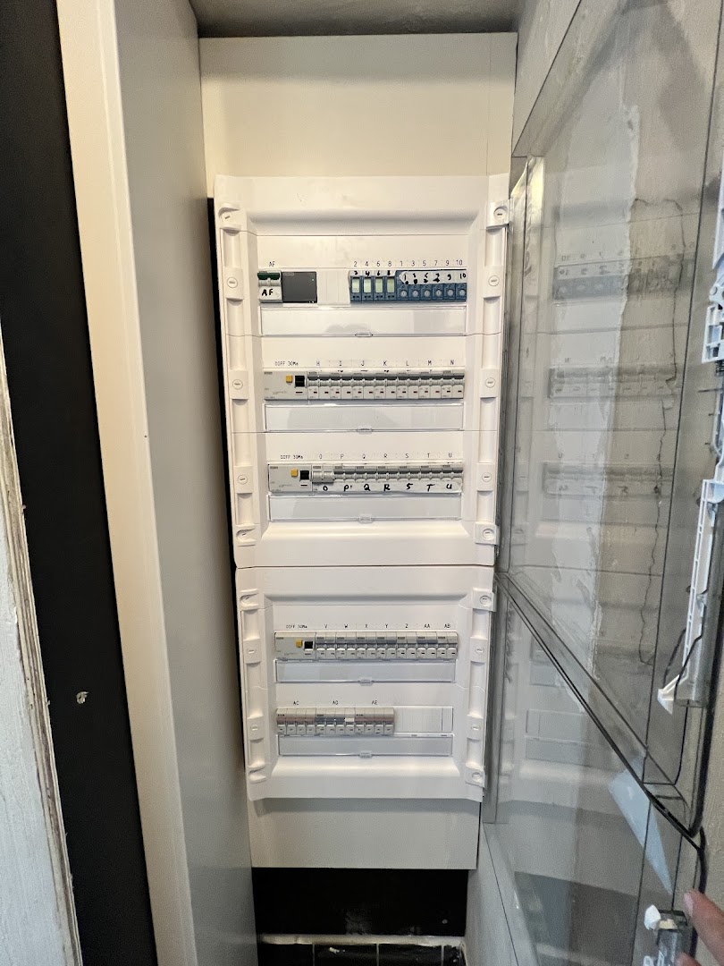Foto van Elektricien Antwerpen 24/7, Elektricien (foto 1)