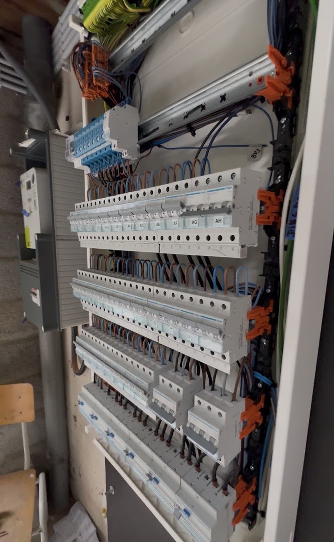 Foto van EPC Technixs in Overijse, Elektricien (foto 1)