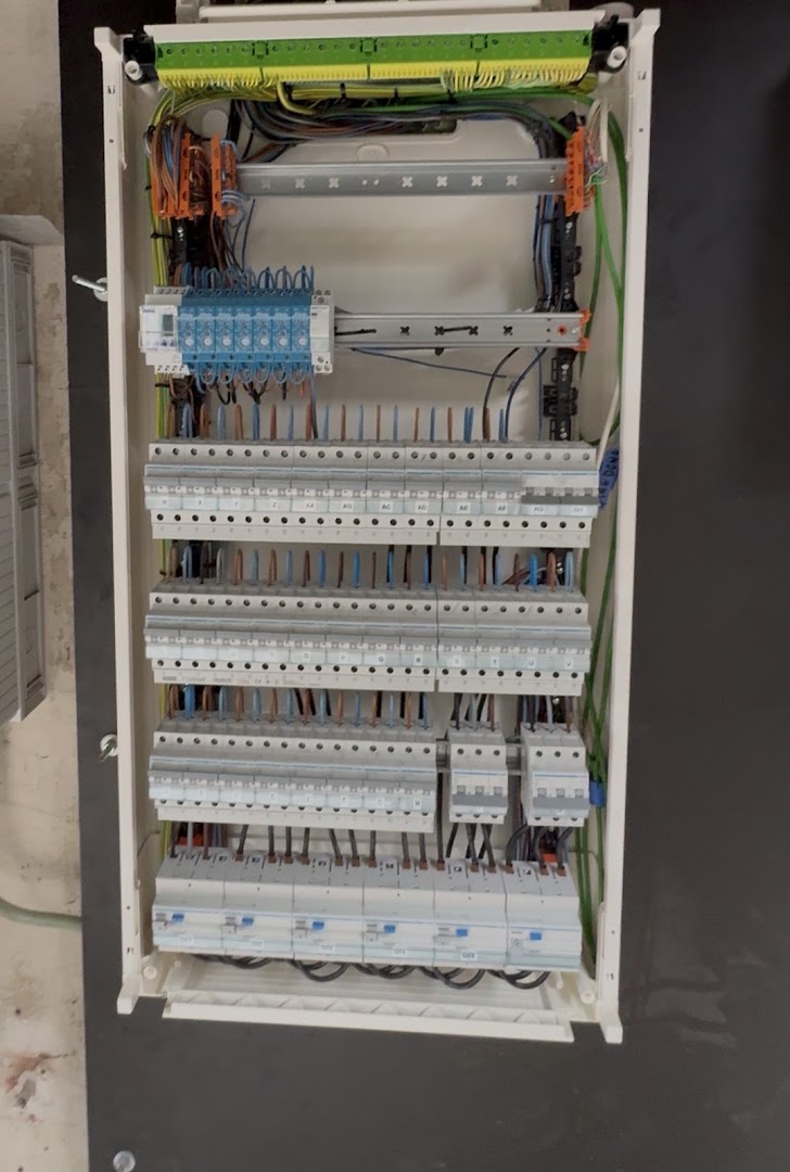 Foto van EPC Technixs in Overijse, Elektricien (foto 2)