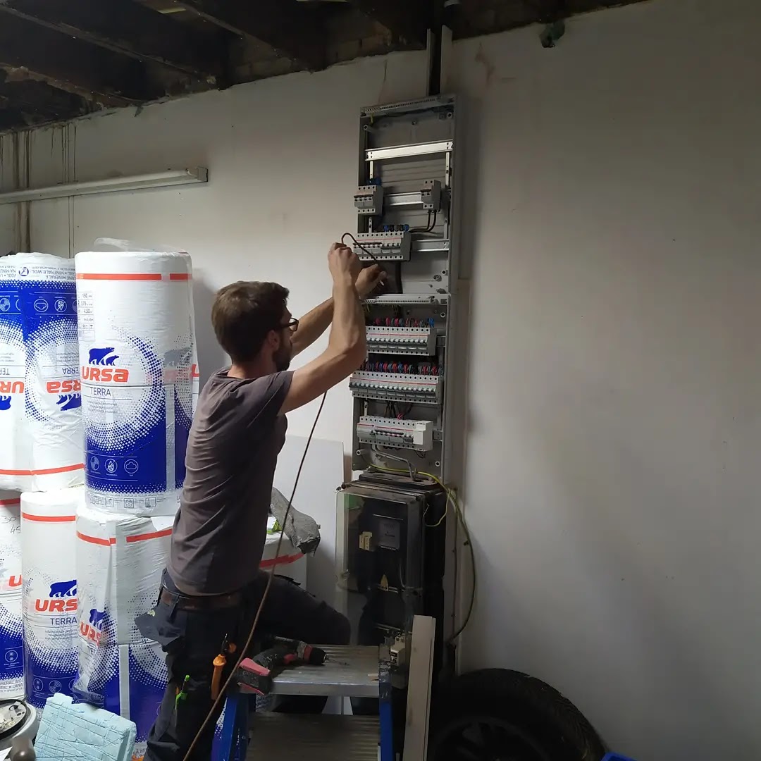 Foto van Abeele Elektriciteit in Oostkamp, Elektricien (foto 3)