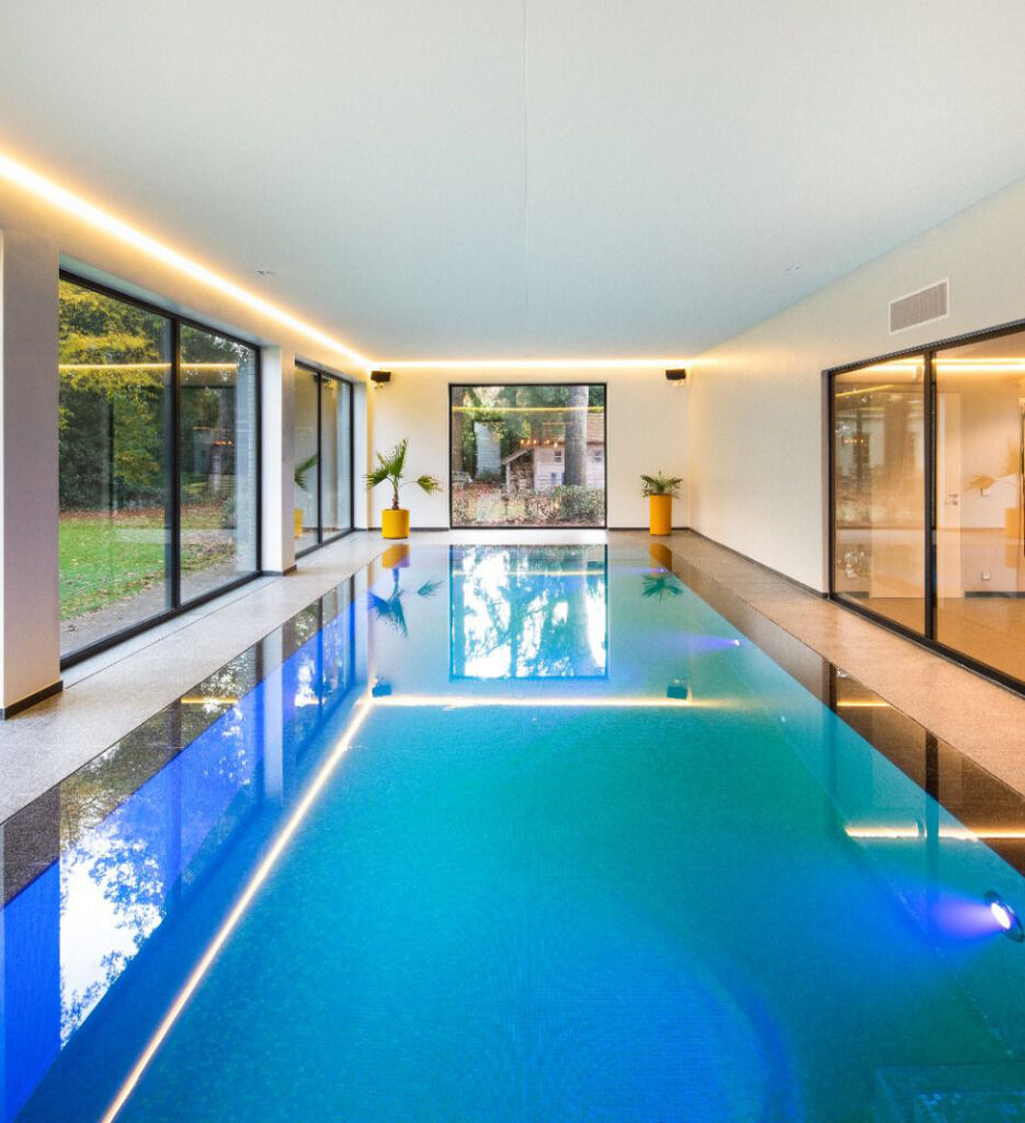 Foto van LUXATEC BV in Jabbeke, Elektriciteitsbedrijf (foto 2)