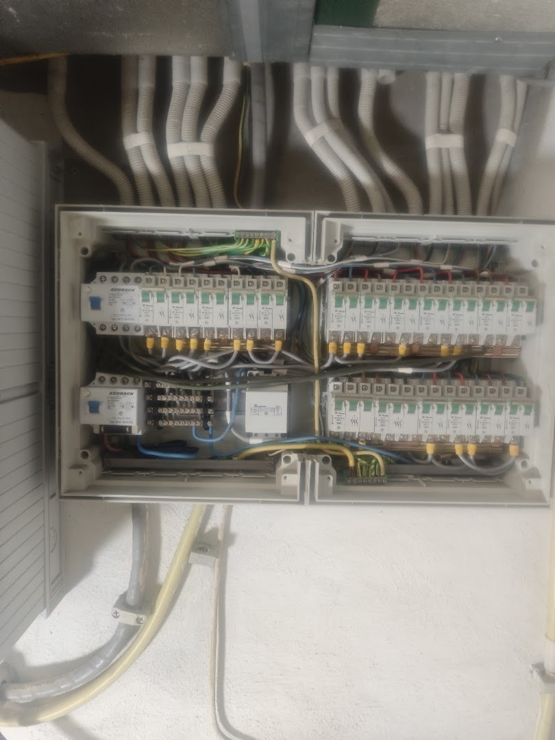 Foto van Elektro-vk Bvba in Nijlen, Elektricien (foto 1)