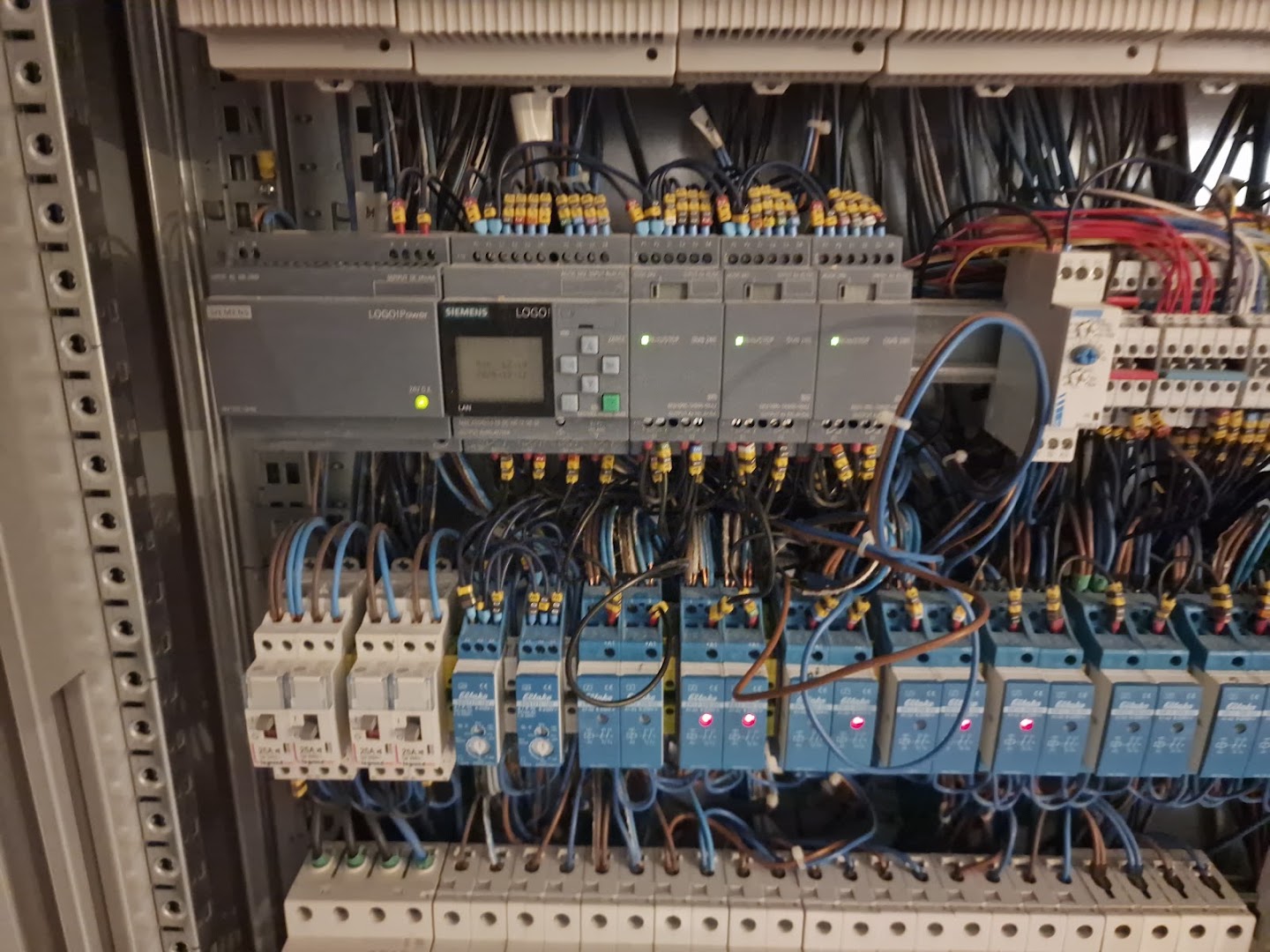 Foto van Otech in Sint-Pieters-Leeuw, Elektricien (foto 3)