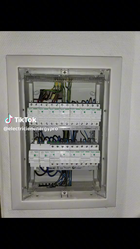 Foto van Electricien-urgent in Grimbergen, Elektricien (foto 2)