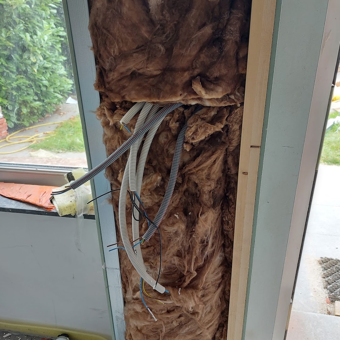 Foto van AK elektriciteit, Elektricien (foto 3)
