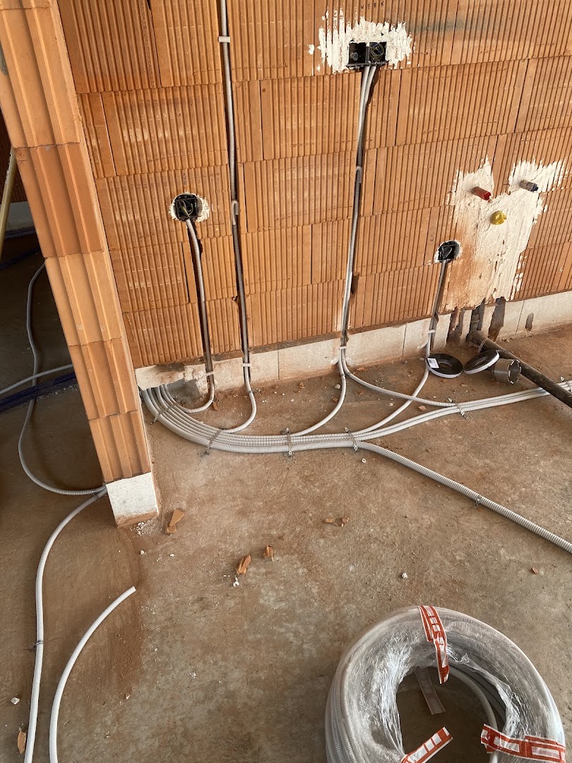 Foto van Elektriciteitswerken Weyten in Hulshout, Elektricien (foto 1)