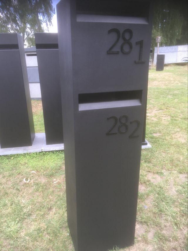 Foto van Brievenbussen Geert in Heist-op-den-Berg, Tuin (foto 3)