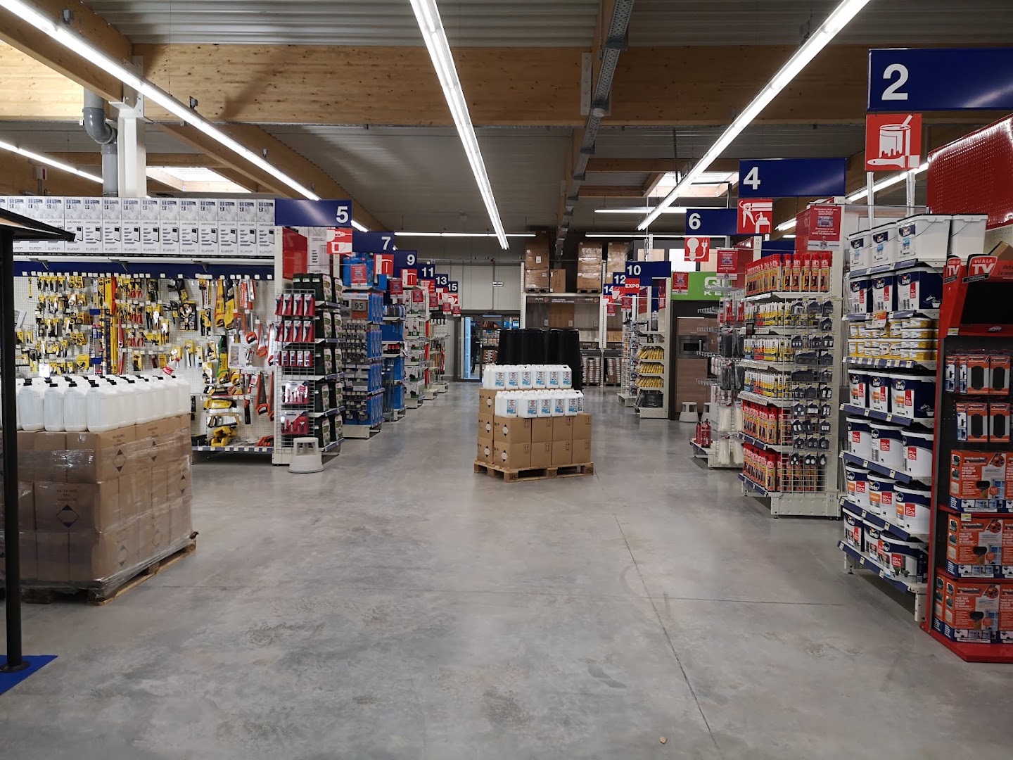 Foto van Hubo Champion in Namur, Bouwmarkt (foto 2)