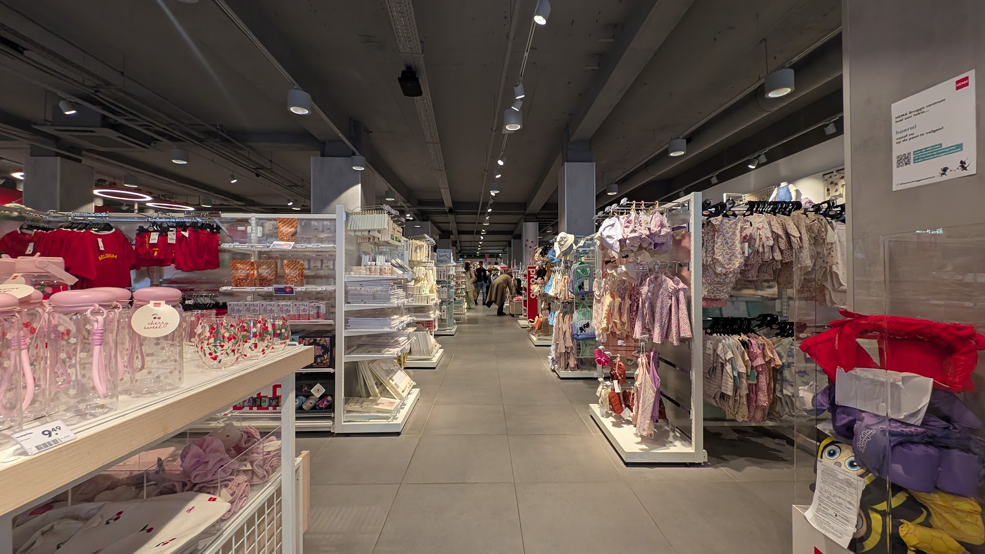 Foto van HEMA in Brugge, Warenhuis (foto 3)