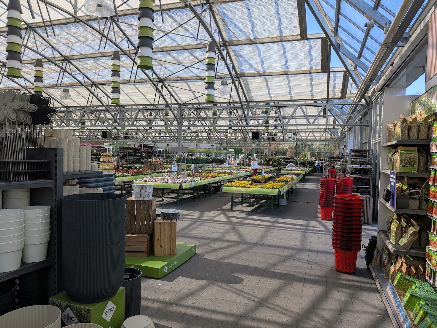 Foto van Genker plantencentrum in Genk, Tuincentrum (foto 3)