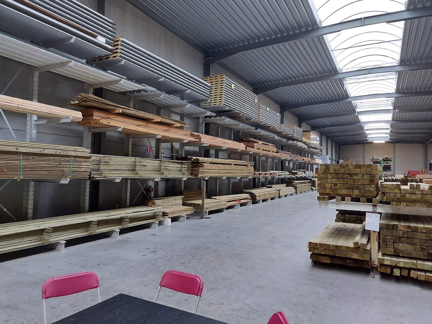 Foto van Dewulf Bouwstock in Roeselare, Doe-het-zelfzaak (foto 3)