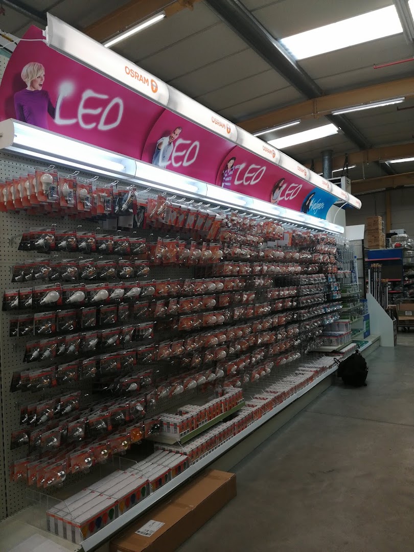 Foto van Stock Straver in Roeselare, Doe-het-zelfzaak (foto 2)