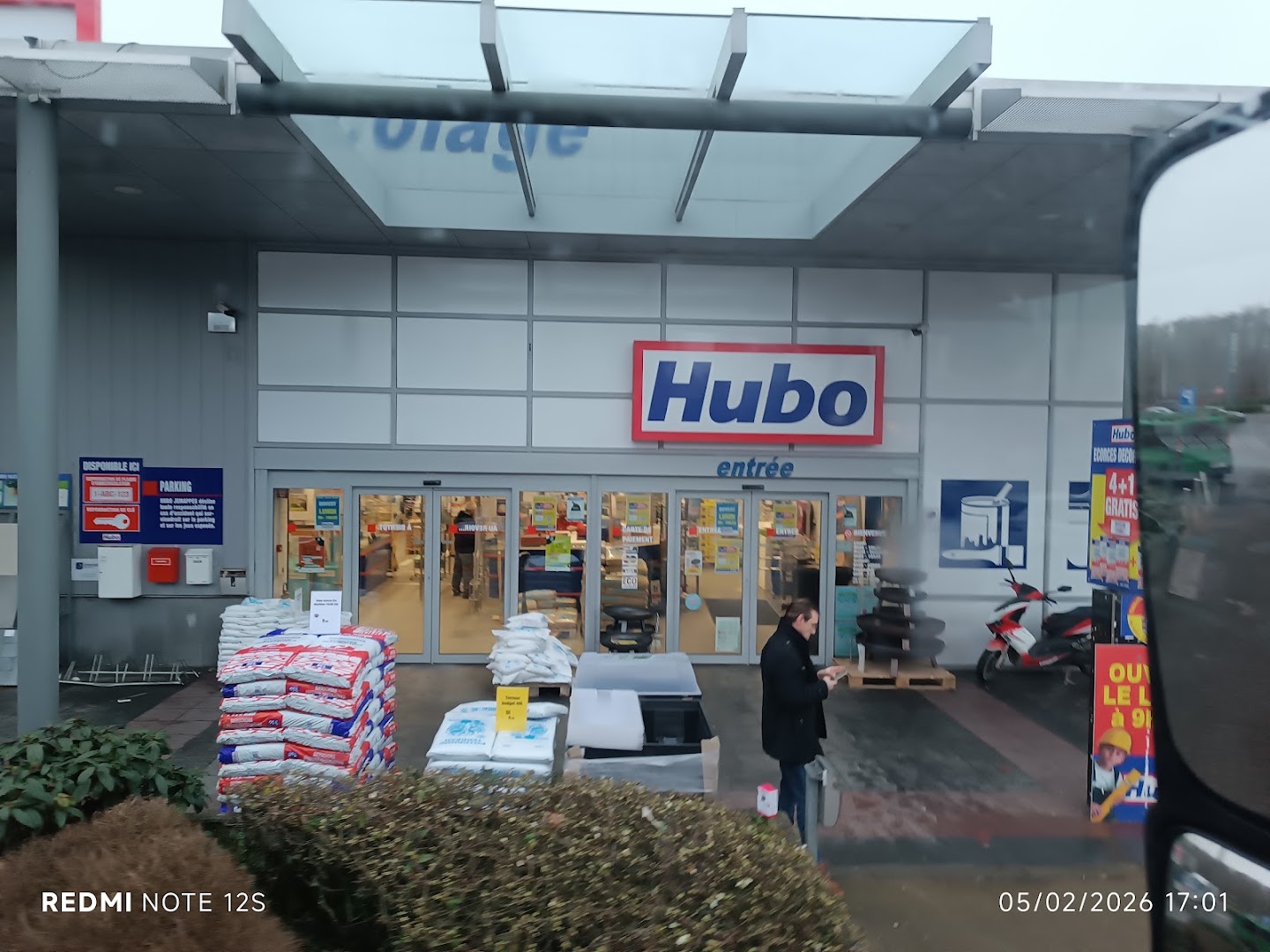 Foto van Hubo Jemappes in Mons, Bouwmarkt (foto 1)