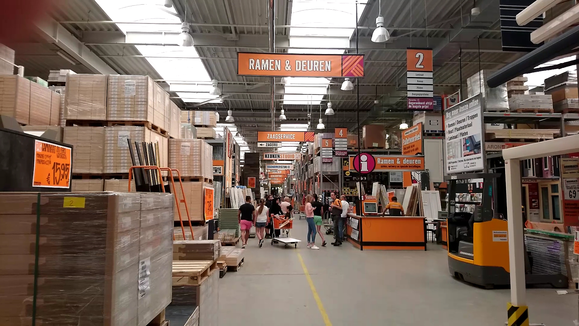 Foto van HORNBACH Bouwmarkt Breda in Breda, Bouwmarkt (foto 2)