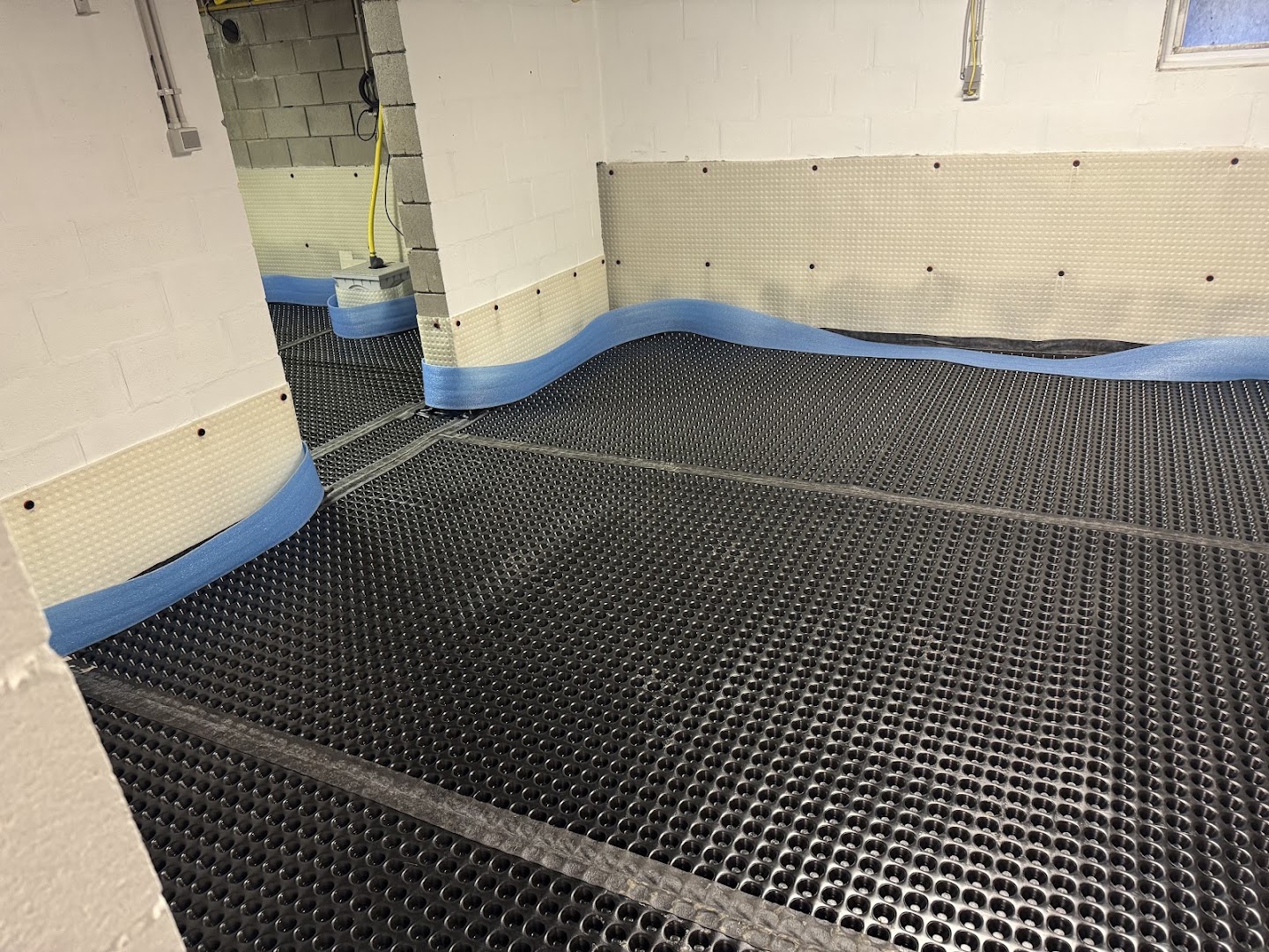 Foto van Umor BV Vochtbestrijding en Ventilatie — Vochtbestrijder (foto 2)