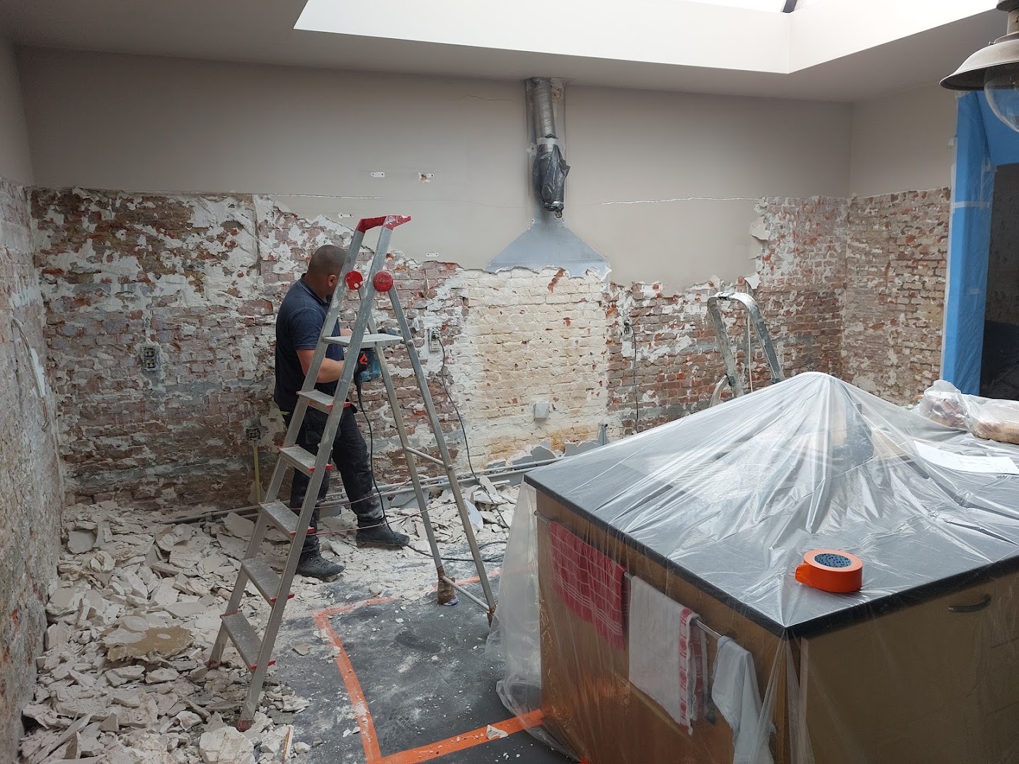 Foto van Totalfix Vochtbestrijding in Mechelen — Aannemer (foto 2)
