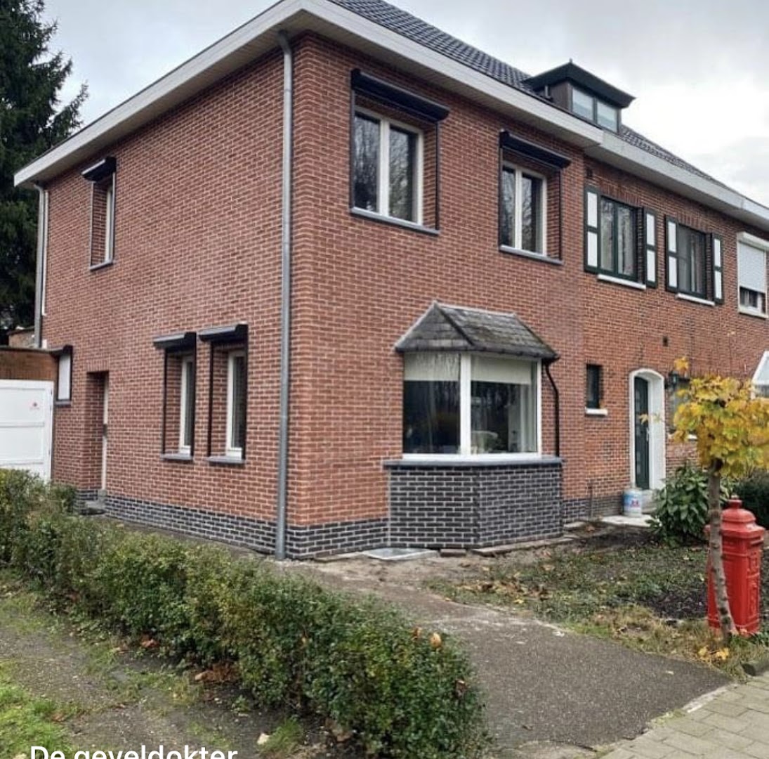 Foto van De Geveldokter is DE NR1 in - Gevelwerken, Vochtbestrijding, Isolatie en binnenafwerking. Specialiteit spuitkurk — Aannemer voor isolatie (foto 3)