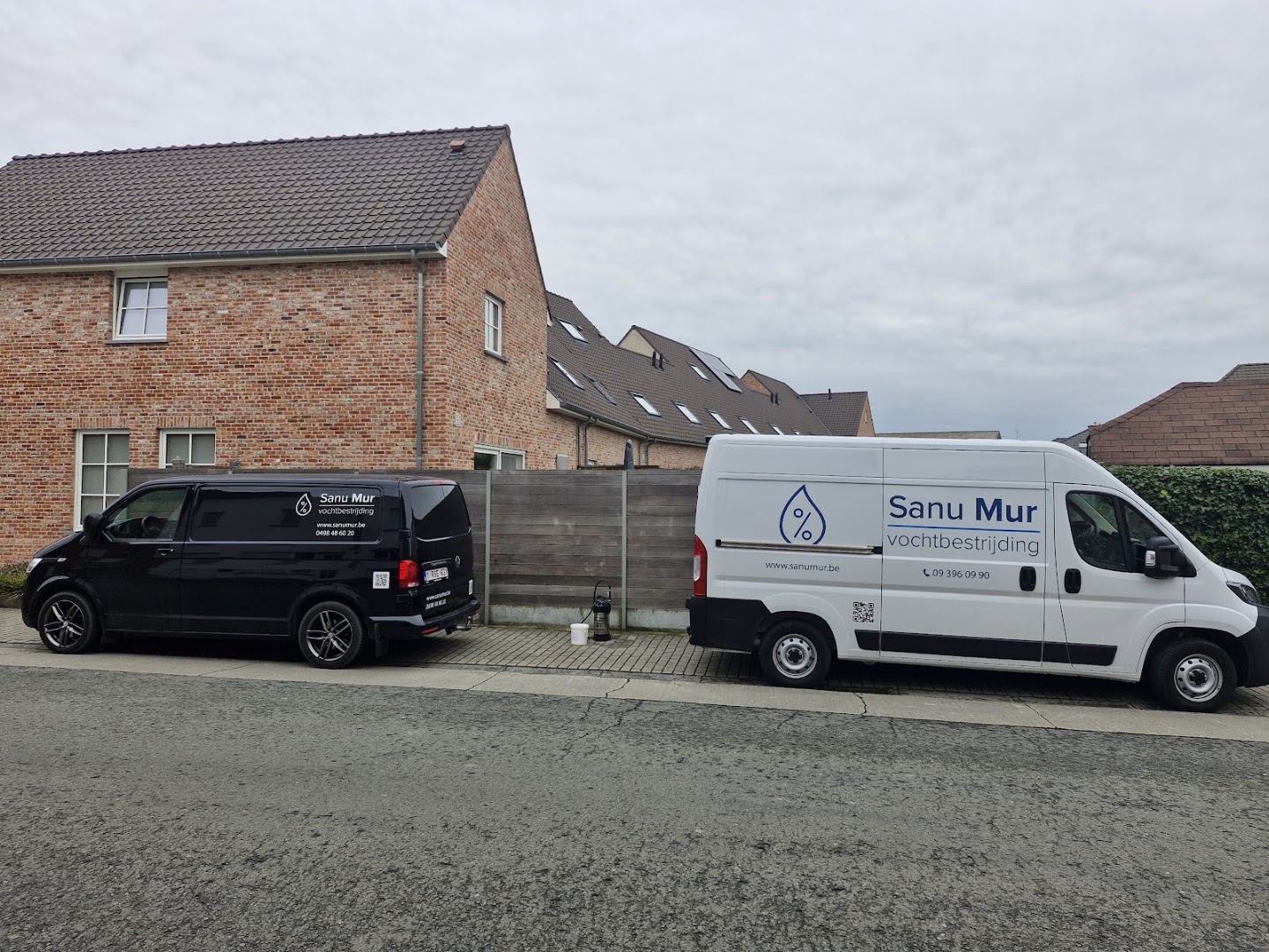 SANU MUR — Kruisem