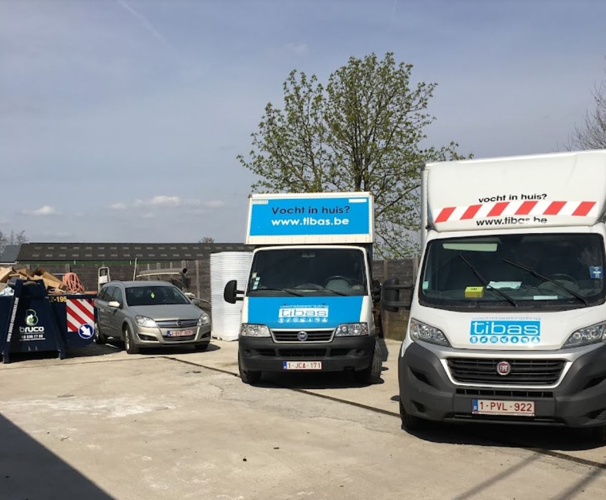 Foto van Vochtbestrijding Tibas in Tessenderlo-Ham — Aannemer Foto van Vochtbestrijding Tibas in Tessenderlo-Ham — Aannemer