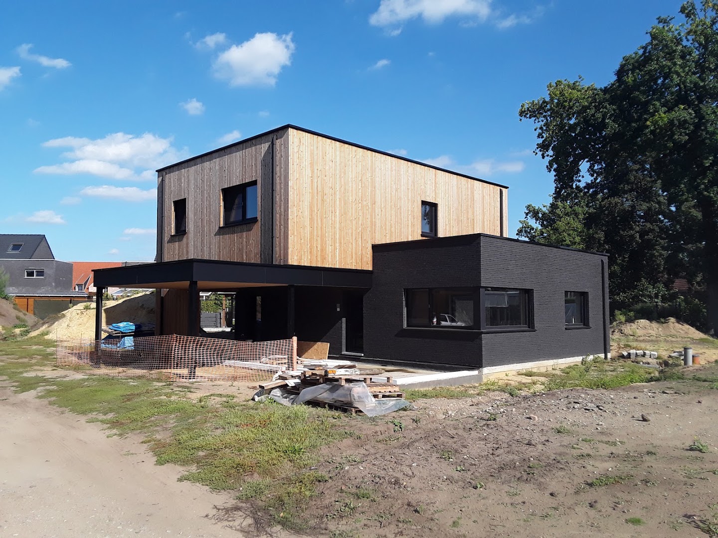 Foto van Intopia BV in Lummen — Bouwbedrijf (foto 2)