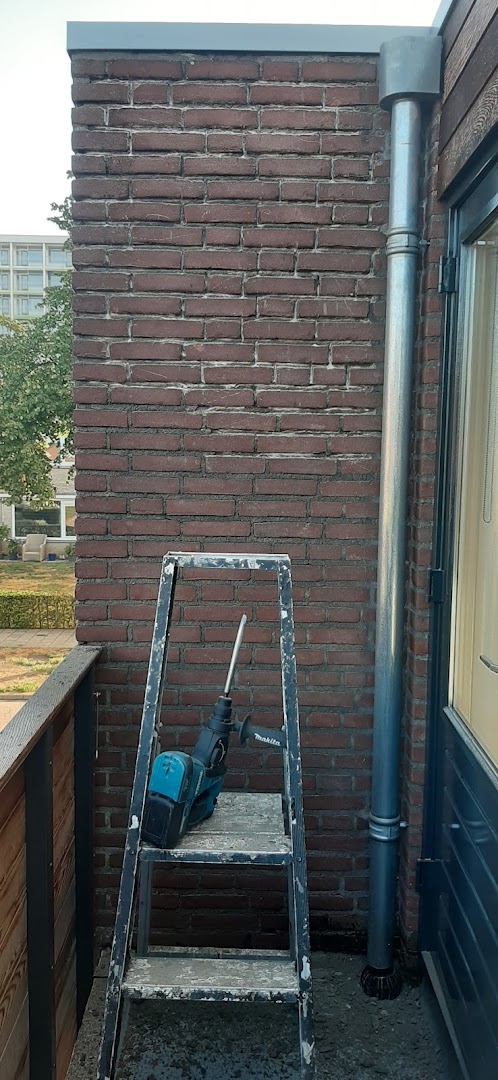 Foto van Holtslag Gevelrenovatie & Gevelreiniging Doetinchem in Doetinchem — Metselaar (foto 3)