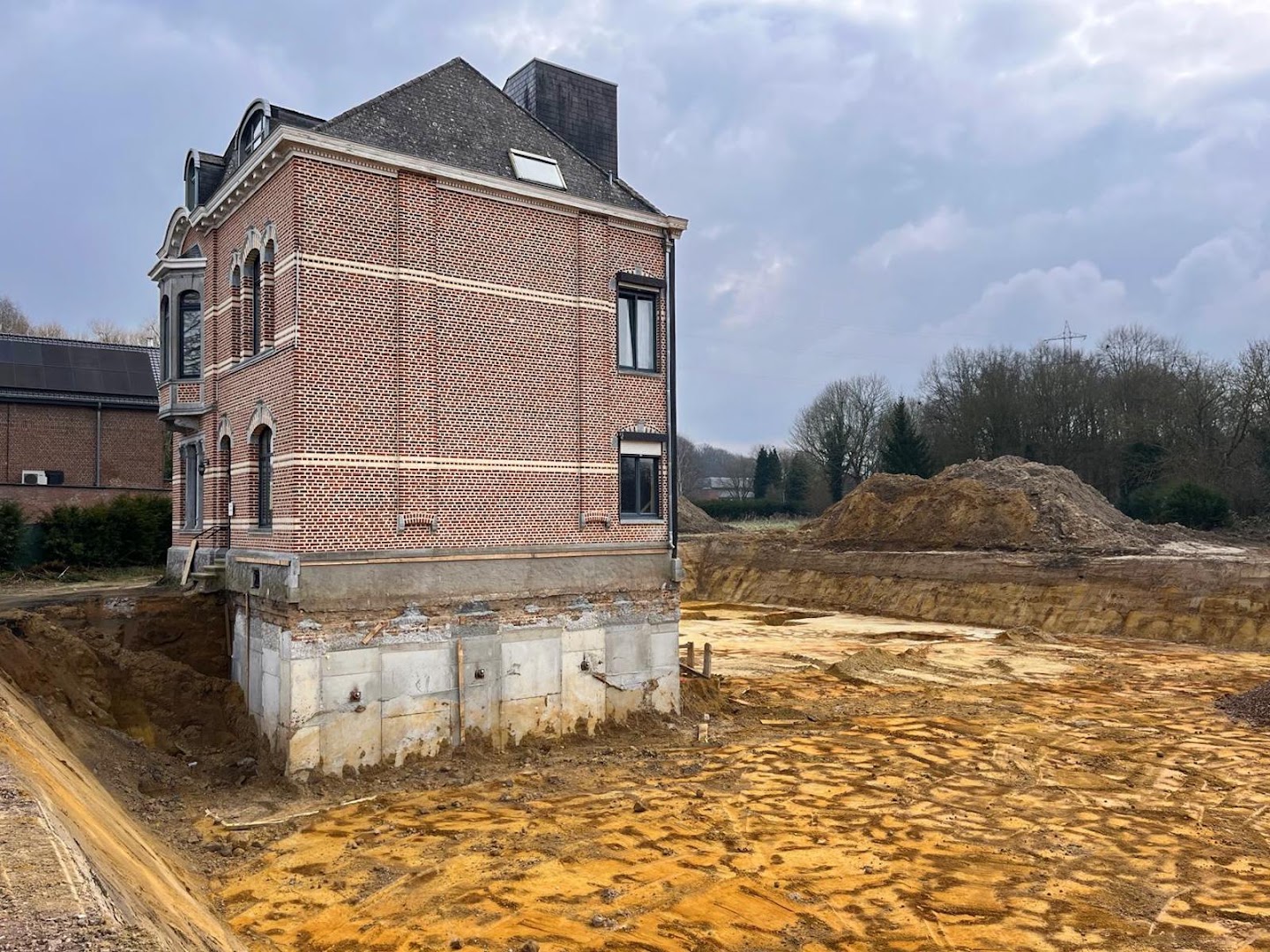 Foto van CVR nv in Beringen — Aannemer (foto 3)
