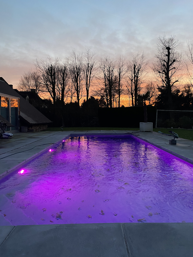 Foto van Helder Water in Deinze, Zwembadbouw en renovatie (foto 3)