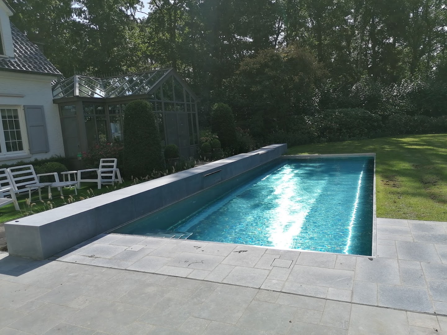 Foto van RVS swimming pools in Aalter, Zwembadbouwer (foto 1)