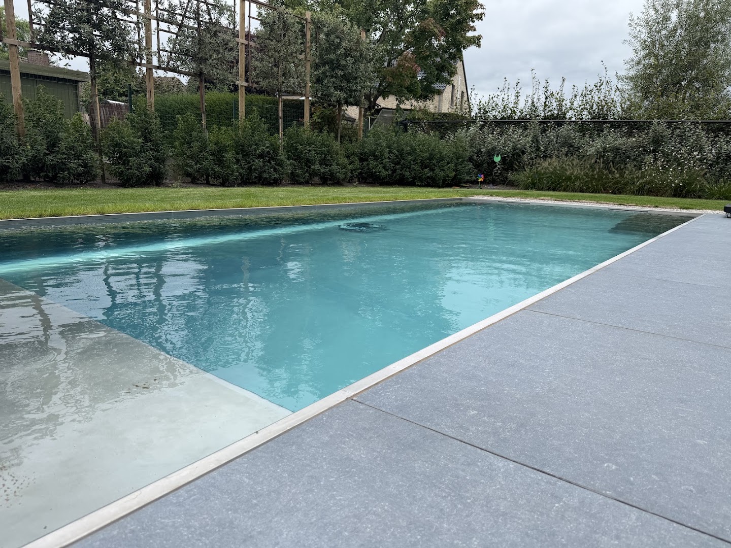 Foto van HQ Pools Inox Zwembaden, Zwembadbouwer (foto 1)