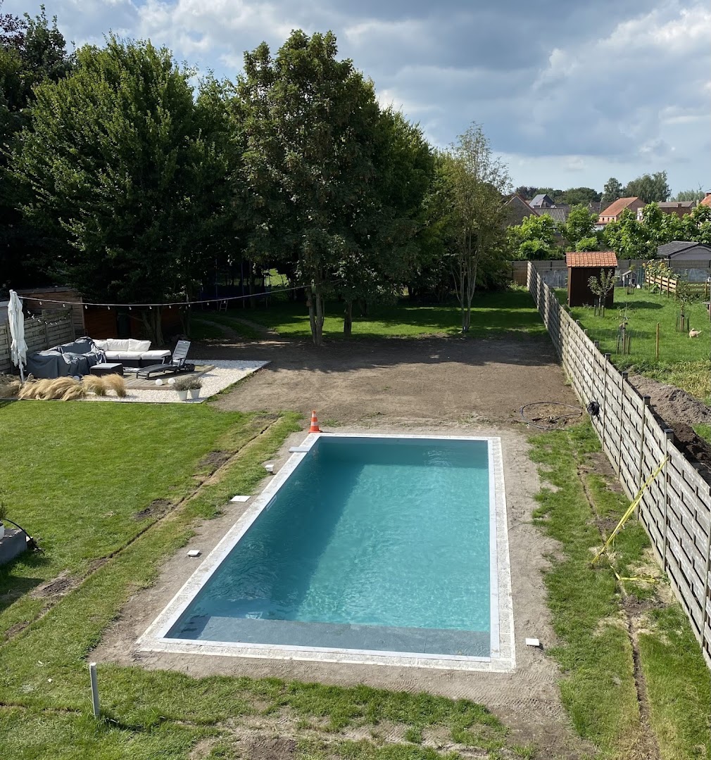 Foto van SWYM - Zwembaden op maat in Eeklo, Zwembadbouwer (foto 2)